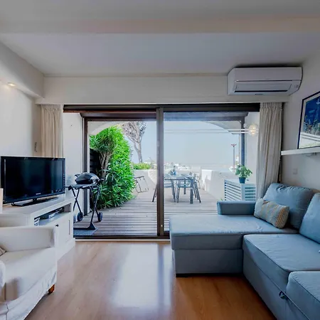 Palmyra-8 By Interhome *