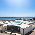 Palmyra-8 By Interhome Daire *