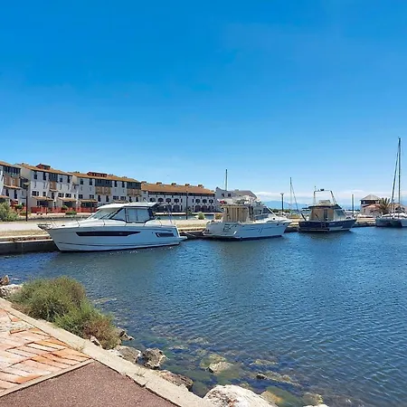 Palmyra-8 By Interhome